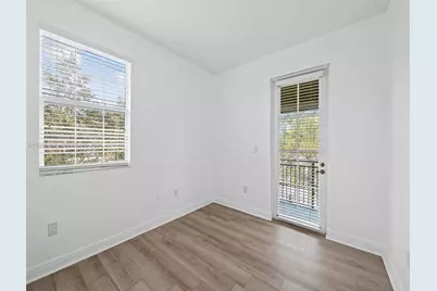 14762 SW 12th St, Pembroke Pines, FL 33027 - Photo 16