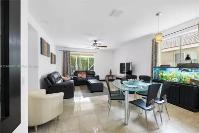 1199 Golden Cane Dr, Weston, FL 33327 - Photo 6