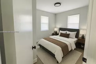 1400 NE 43rd Ct, Pompano Beach, FL 33064 - Photo 4