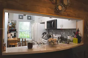 201 Mallory Ct, Weston, FL 33326 - Photo 6