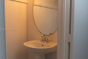 201 Mallory Ct, Weston, FL 33326 - Photo 24
