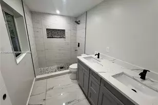 945 Sharazad Blvd, Opa-Locka, FL 33054 - Photo 6