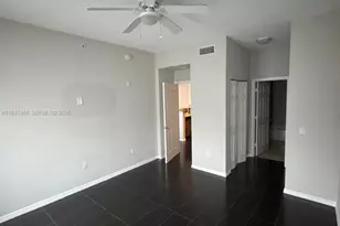 2421 NE 65th St, Fort Lauderdale, FL 33308 - Photo 4