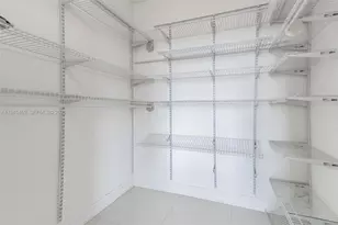 185 SW 7th St, Miami, FL 33130 - Photo 42