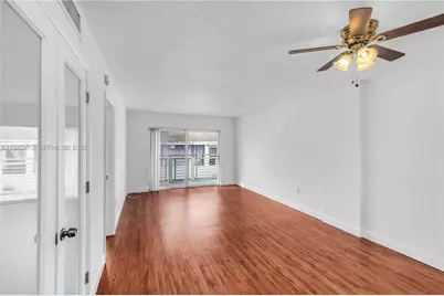 716 Michigan Ave #402, Miami Beach, FL 33139 - Photo 10