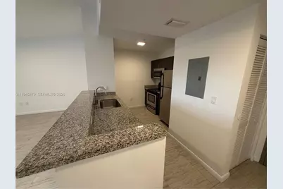 1801 SW 32nd Ave #701, Miami, FL 33145 - Photo 4