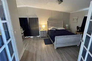 19800 SW 180th Ave, Miami, FL 33187 - Photo 16