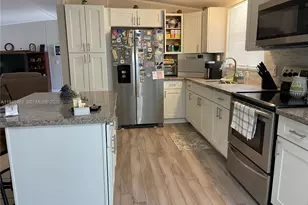 19800 SW 180th Ave, Miami, FL 33187 - Photo 8