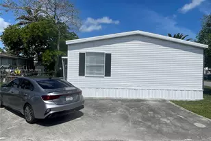 19800 SW 180th Ave, Miami, FL 33187 - Photo 6