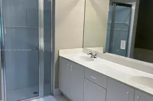 2480 E Aragon Blvd, Sunrise, FL 33313 - Photo 14