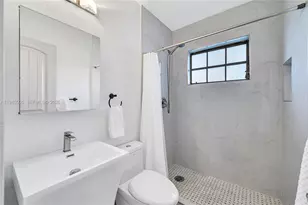 2560 SW 19th Ter, Miami, FL 33145 - Photo 20