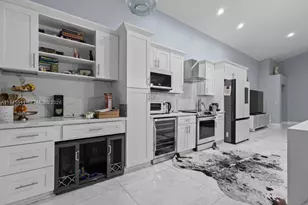 6952 NW 27th Ct, Margate, FL 33063 - Photo 4