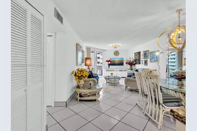 1750 W 46th St #404, Hialeah, FL 33012 - Photo 14