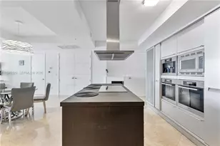 18201 Collins Ave, Sunny Isles Beach, FL 33160 - Photo 8