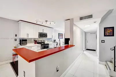 3301 Raleigh St #4E, Hollywood, FL 33021 - Photo 26