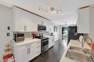 3301 Raleigh St, Hollywood, FL 33021 - Photo 2