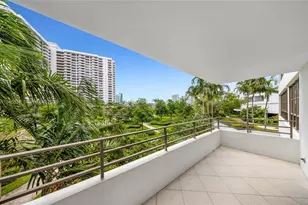600 Three Islands Boulevard, Hallandale Beach, FL 33009 - Photo 2