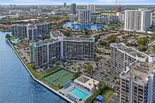 400 Leslie Dr, Hallandale Beach, FL 33009 - Photo 52