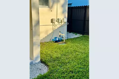 609 NW 2nd Ave #4, Hallandale Beach, FL 33009 - Photo 14