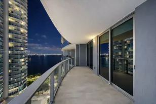 488 NE 18th St, Miami, FL 33132 - Photo 8