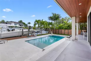 12911 Oleander Rd, North Miami, FL 33181 - Photo 16