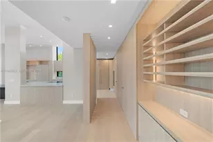 11636 NE 7th Ave, Biscayne Park, FL 33161 - Photo 12