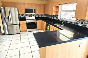 11025 SW 156th Pl, Miami, FL 33196 - Photo 2