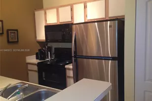 2880 N Oakland Forest Dr, Oakland Park, FL 33309 - Photo 4