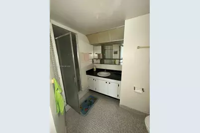 7135 Collins Ave #PH5, Miami Beach, FL 33141 - Photo 24