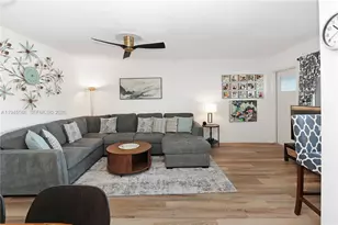 5300 Washington St, Hollywood, FL 33021 - Photo 8
