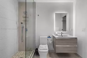 239 SW 9th St, Miami, FL 33130 - Photo 30