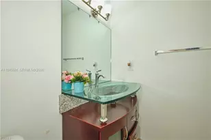2366 E E Mall Dr, Fort Myers, FL 33901 - Photo 40