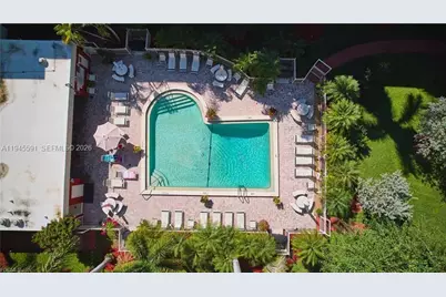 2366 E E Mall Dr #519, Fort Myers, FL 33901 - Photo 4