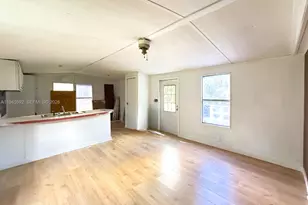 309 Holly Ave, Other City - In The State Of Florida, FL 32181 - Photo 8