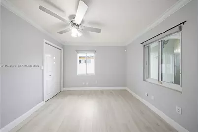 300 NE 175th St, North Miami Beach, FL 33162 - Photo 18