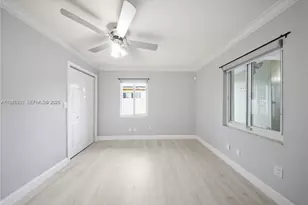300 NE 175th St, North Miami Beach, FL 33162 - Photo 18
