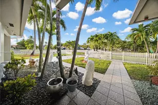 300 NE 175th St, North Miami Beach, FL 33162 - Photo 46