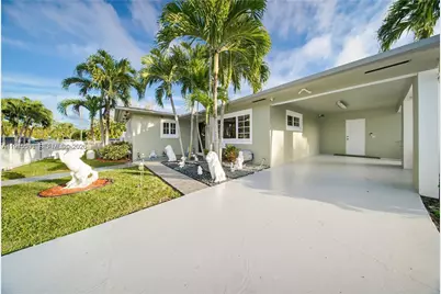 300 NE 175th St, North Miami Beach, FL 33162 - Photo 38