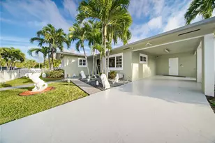 300 NE 175th St, North Miami Beach, FL 33162 - Photo 38