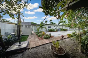 300 NE 175th St, North Miami Beach, FL 33162 - Photo 44