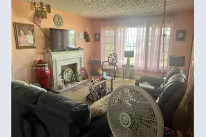 12085 NW 11th Ave, North Miami, FL 33168 - Photo 2