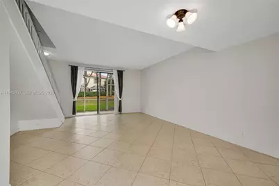 1210 Sorrento Dr #1210, Weston, FL 33326 - Photo 6