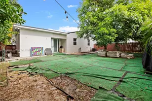 2180 SW 20th St, Miami, FL 33145 - Photo 24