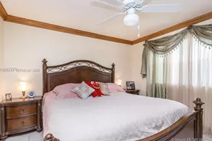 7090 NW 179th St, Hialeah, FL 33015 - Photo 14