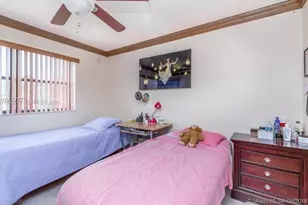 7090 NW 179th St, Hialeah, FL 33015 - Photo 18