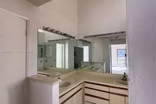 7157 Sportsmans Dr, North Lauderdale, FL 33068 - Photo 8