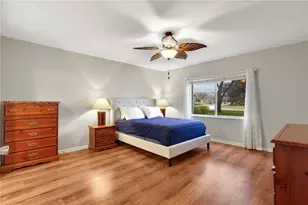 12850 SW 4th Ct, Pembroke Pines, FL 33027 - Photo 16