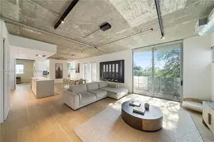 1700 Meridian Ave, Miami Beach, FL 33139 - Photo 6