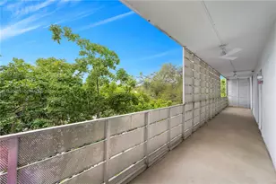 1700 Meridian Ave, Miami Beach, FL 33139 - Photo 20
