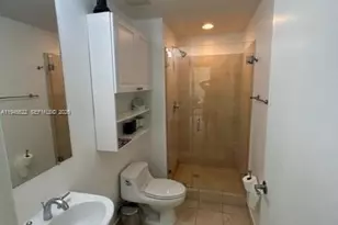 3330 NE 190th St, Aventura, FL 33180 - Photo 4